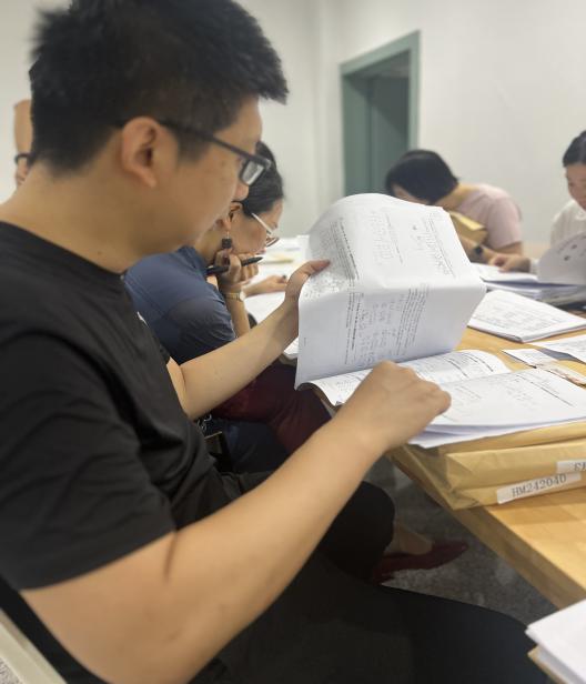 规范存档，质量为先——基础教学学院开展课程考核材料专项检查